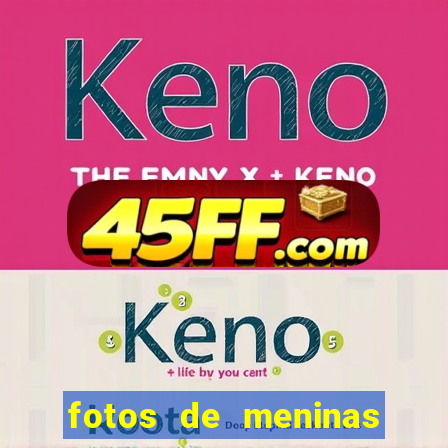 fotos de meninas no espelho cacheada